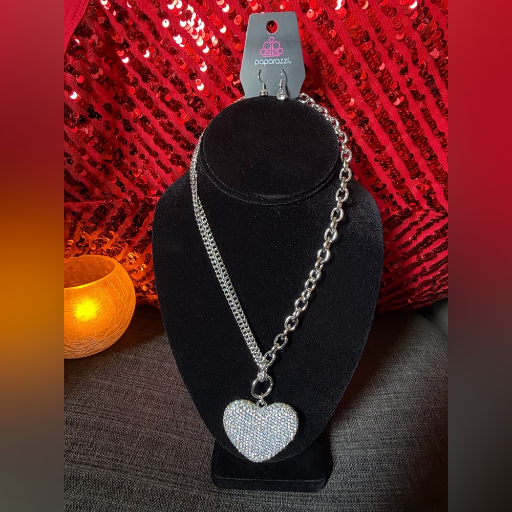 paparazzi Silver Rhinestone Heart Pendant Necklace